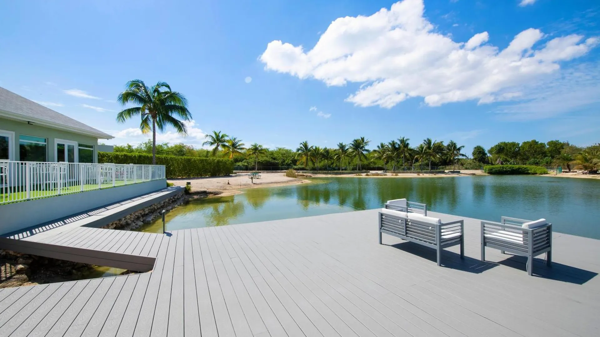 Summertime Suites #54 West Bay Hébergement de vacances