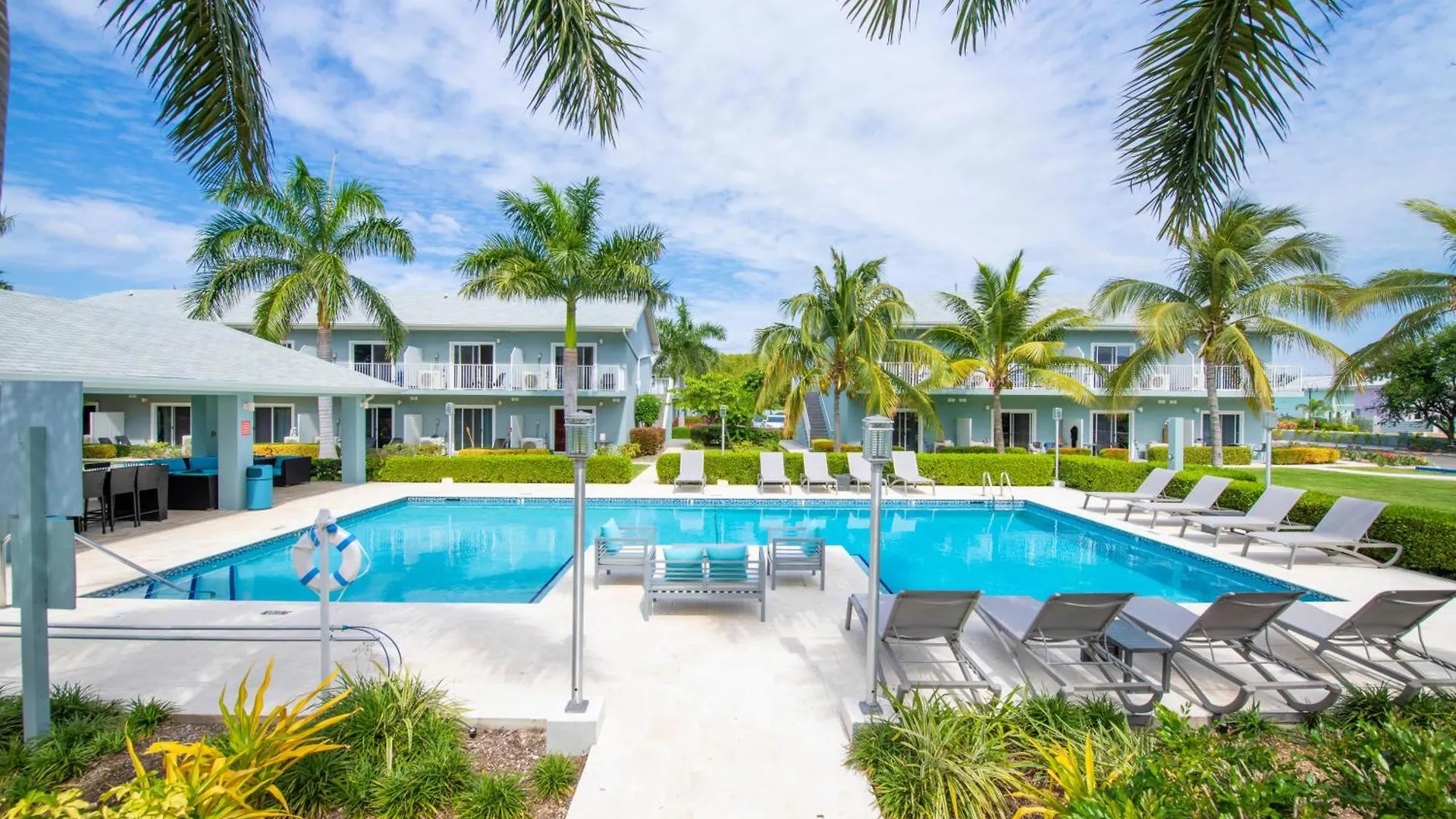 Summertime Suites #54 West Bay Hébergement de vacances